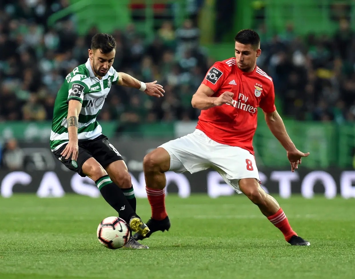 关于今晨多特蒙德调整名单以备葡超，门线救险环节打磨，话题不断，轮换策略成焦点的信息